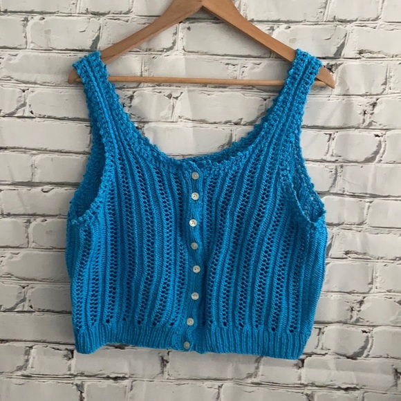 Vintage Tops - Vintage Crochet Crop Top
